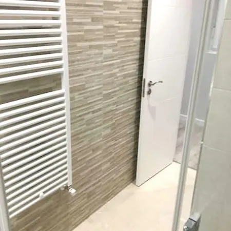 Apartamento Calle Gil Y Carrasco - 3 León